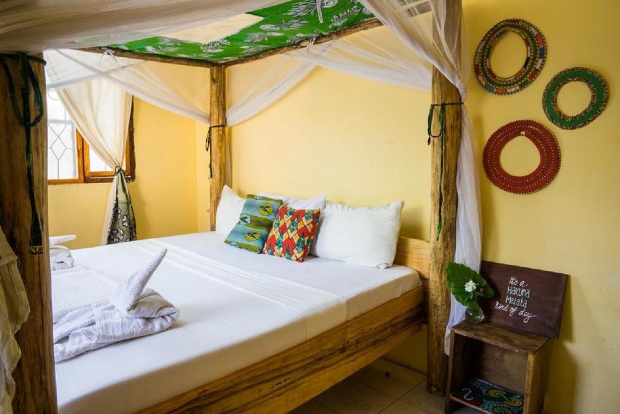 The Secret Garden Hotel Моші Екстер'єр фото