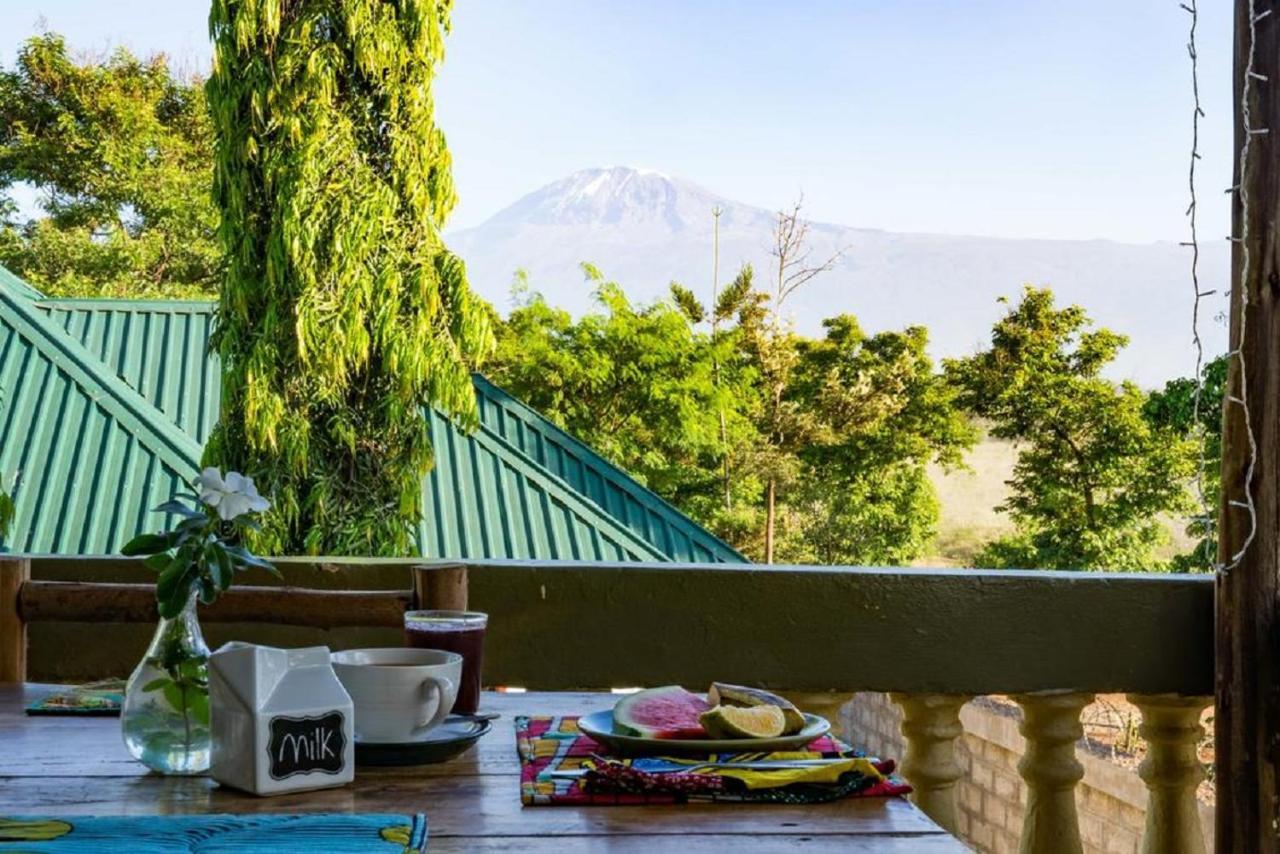 The Secret Garden Hotel Моші Екстер'єр фото
