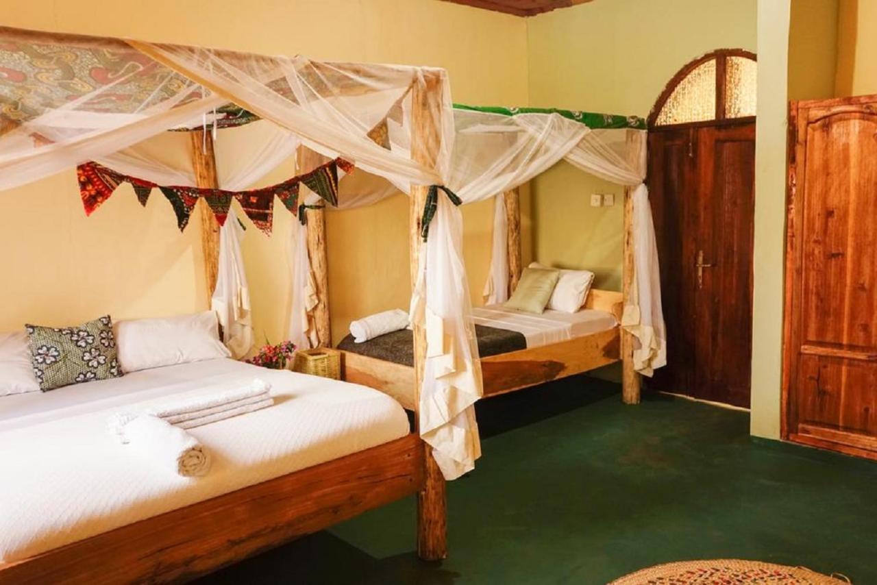 The Secret Garden Hotel Моші Екстер'єр фото
