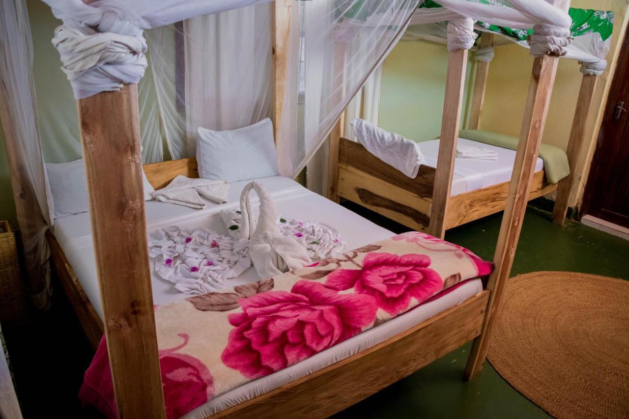 The Secret Garden Hotel Моші Екстер'єр фото