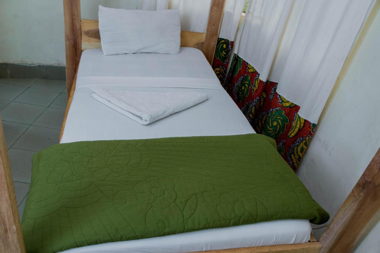 The Secret Garden Hotel Моші Екстер'єр фото