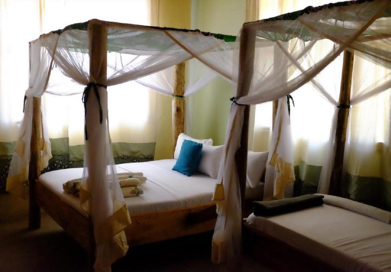 The Secret Garden Hotel Моші Екстер'єр фото