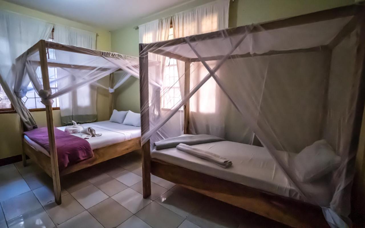 The Secret Garden Hotel Моші Екстер'єр фото
