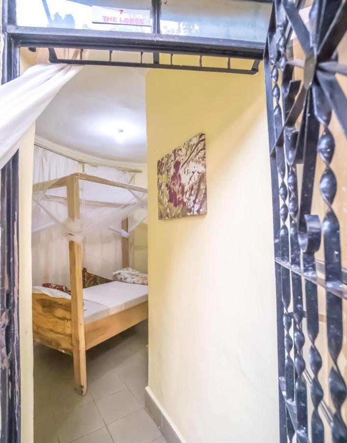 The Secret Garden Hotel Моші Екстер'єр фото
