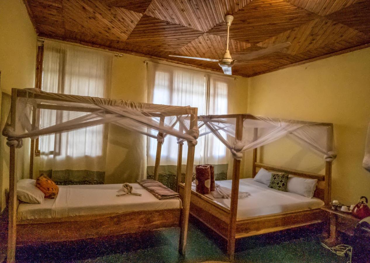 The Secret Garden Hotel Моші Екстер'єр фото